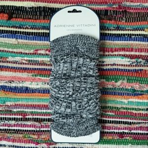 ⬇️$15 Adrienne Vittadini Black & White Leg Warmers